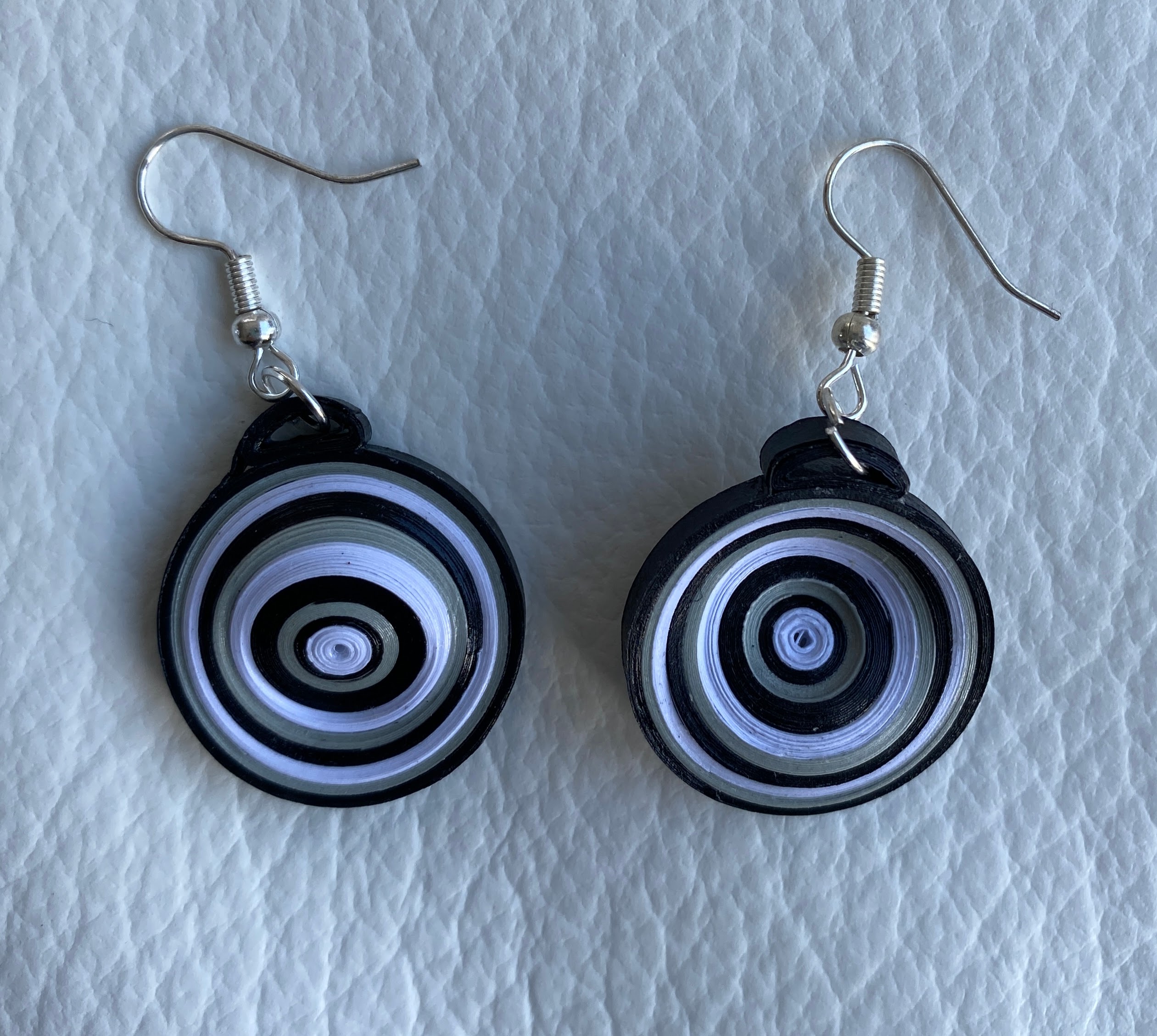 BOUCLES SPHERIQUES NOIRES QUILLING BOUCLES SPHERIQUES NOIRES